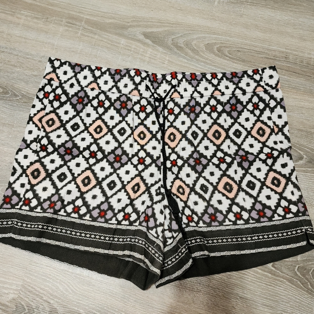 Multi Print shorts